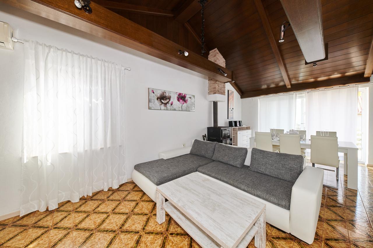 Apartments Gvarda Umag Exterior photo