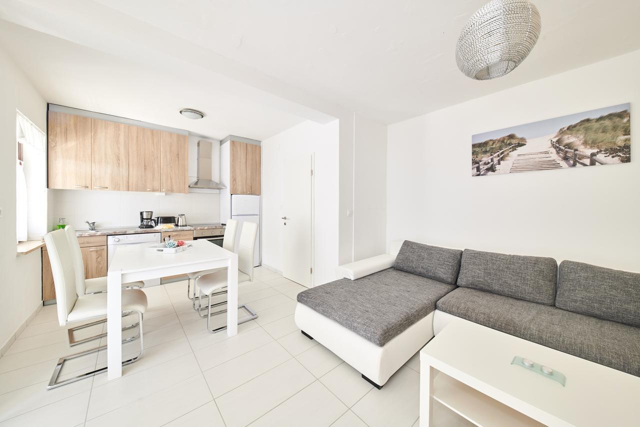 Apartments Gvarda Umag Exterior photo