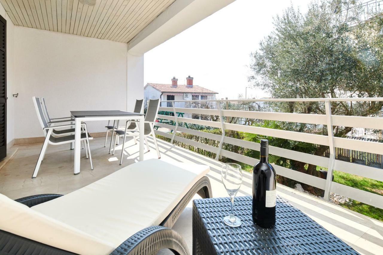 Apartments Gvarda Umag Exterior photo